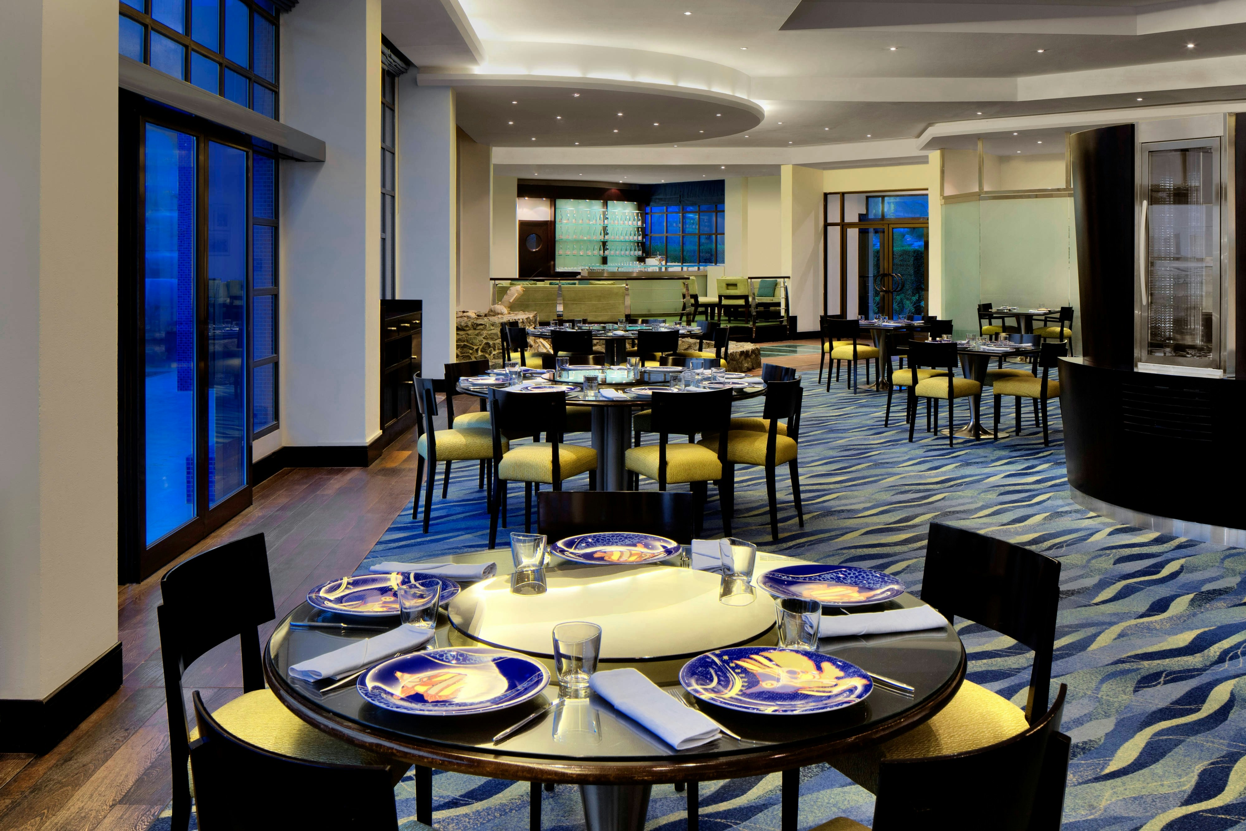 Le Meridien Dubai Hotel and Conference Centre 55/77