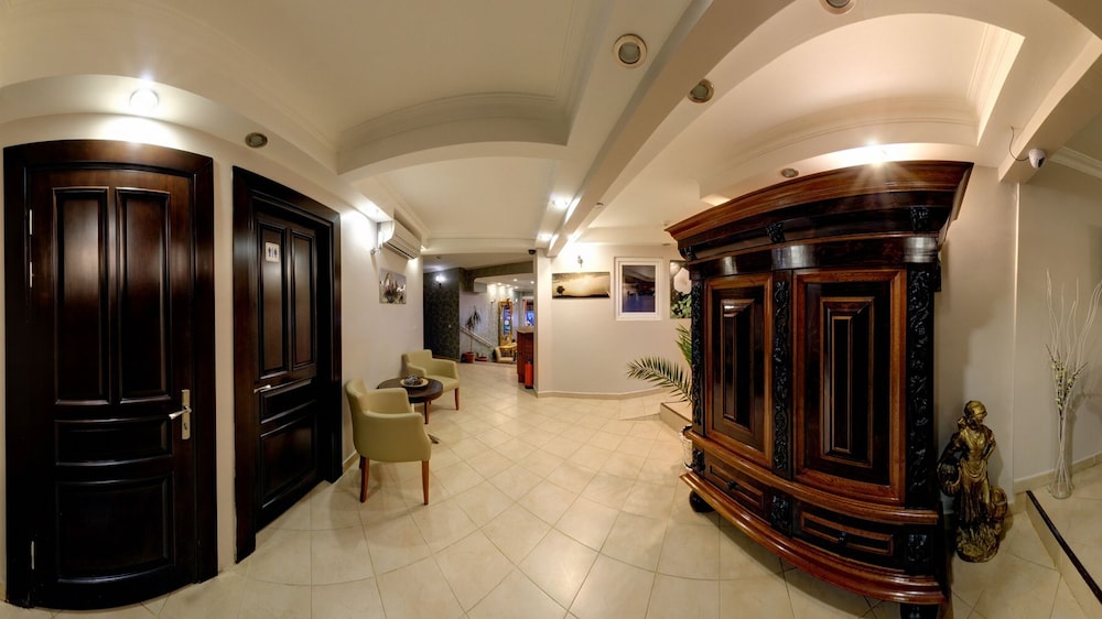 Marine House Boutique Hotel 4/51