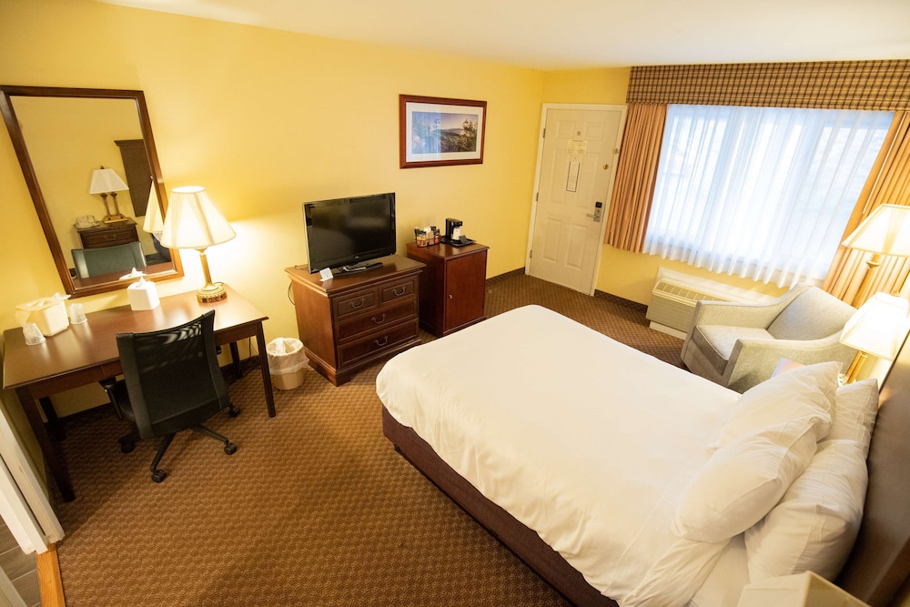 Skyline Hotel Lake George 22/53