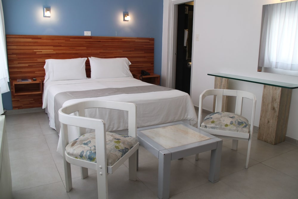 Florinda Hotel 7/18