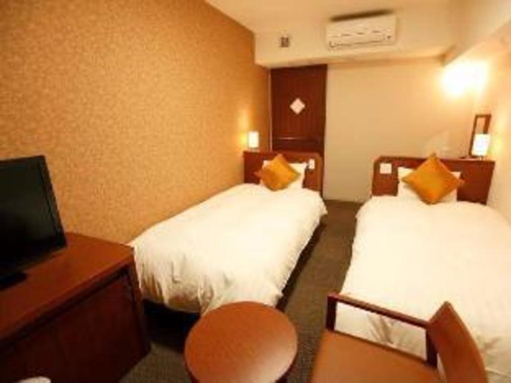 غرفة بسريرين مزدوجين، Dormy Inn Premium Wakayama 2/5
