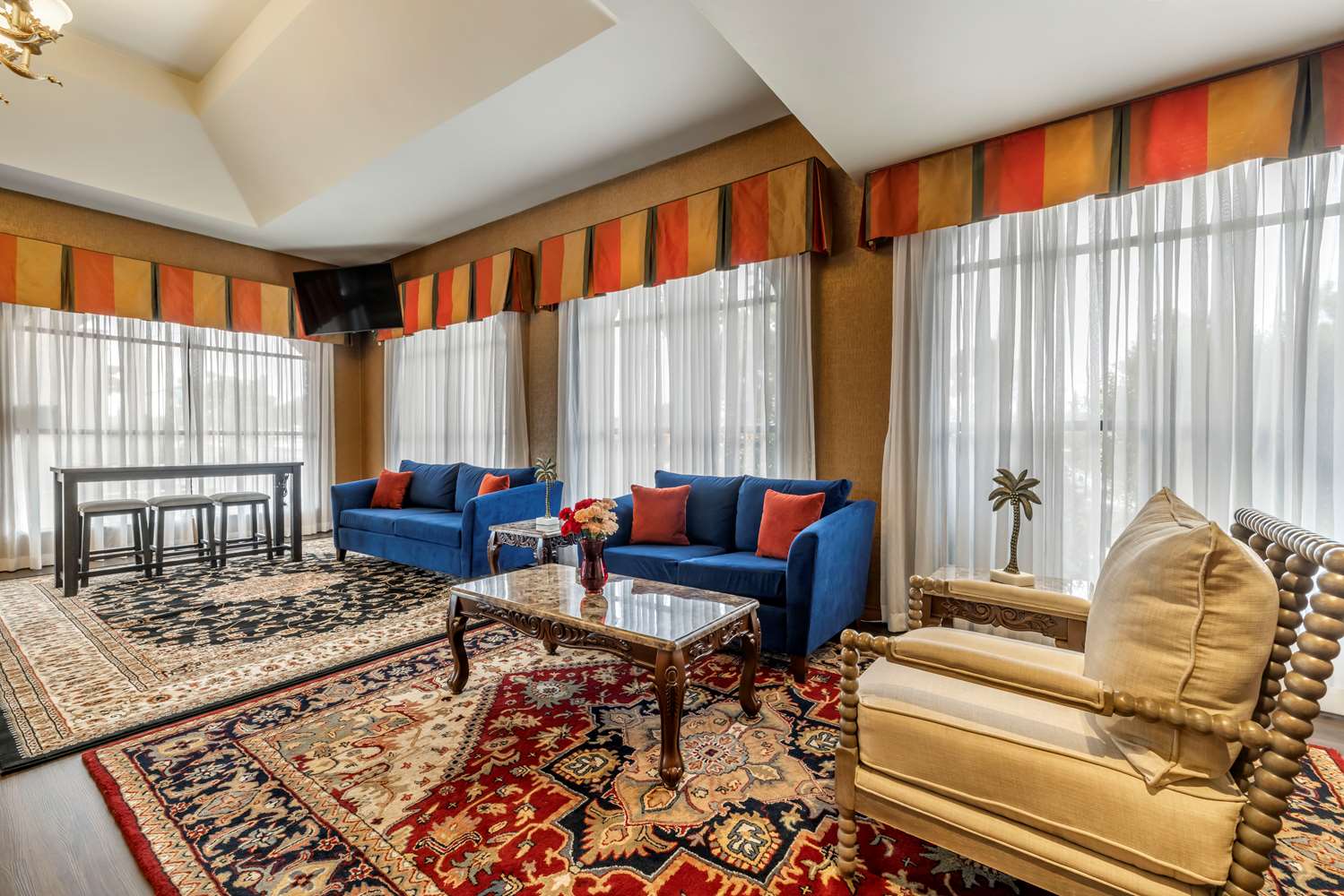 Best Western Plus South Bay Hotel 26/36