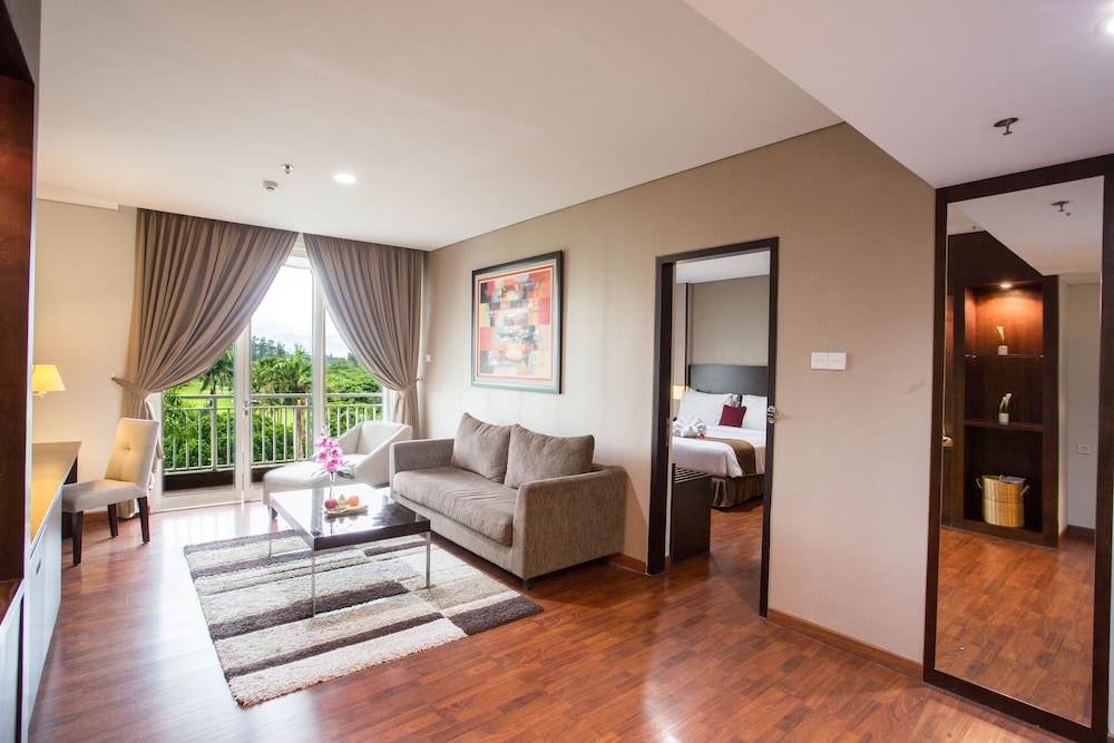 The Royale Krakatau Hotel 31/50