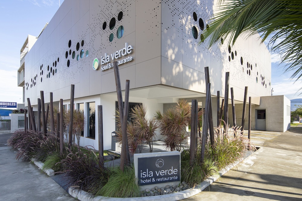 Isla Verde Hotel 2/43