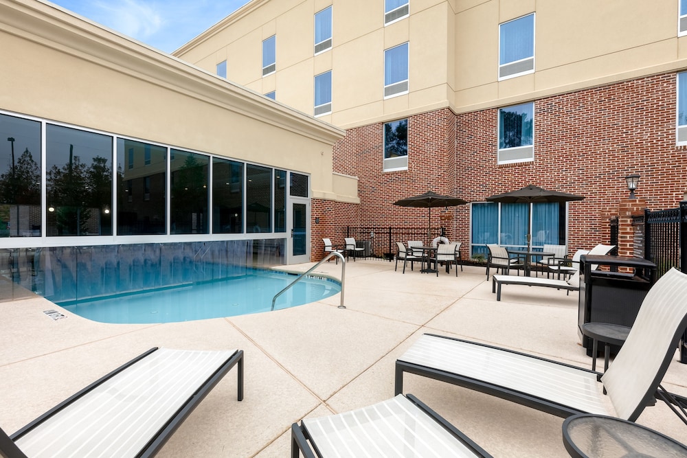 Hampton Inn Atlanta Mcdonough 16/44