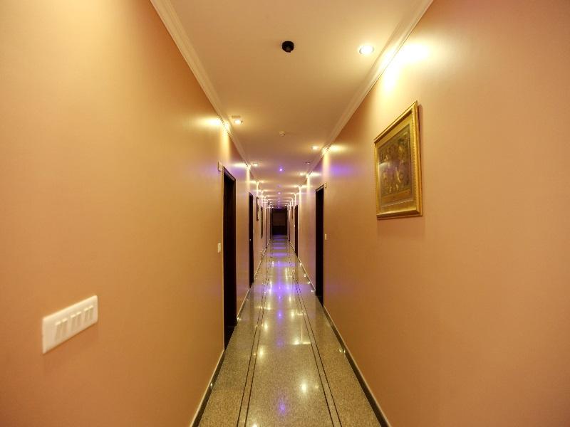 Hotel Le Seasons 19/19