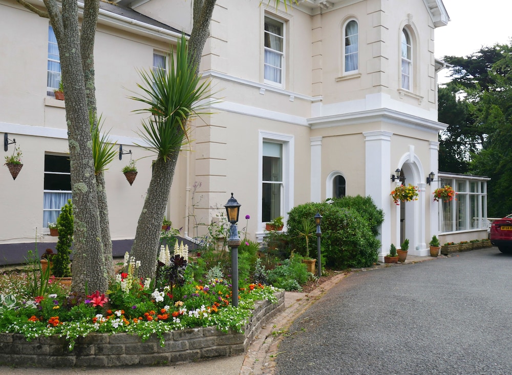 Muntham Holiday Apartments 39/50