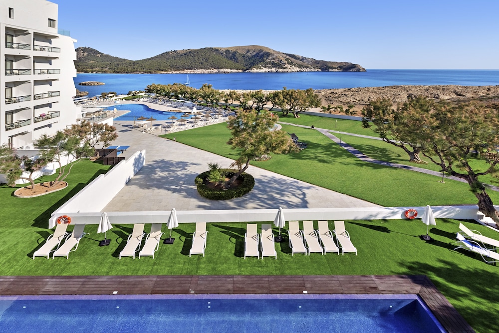 Thb Cala Lliteras - Adults Only 7/69