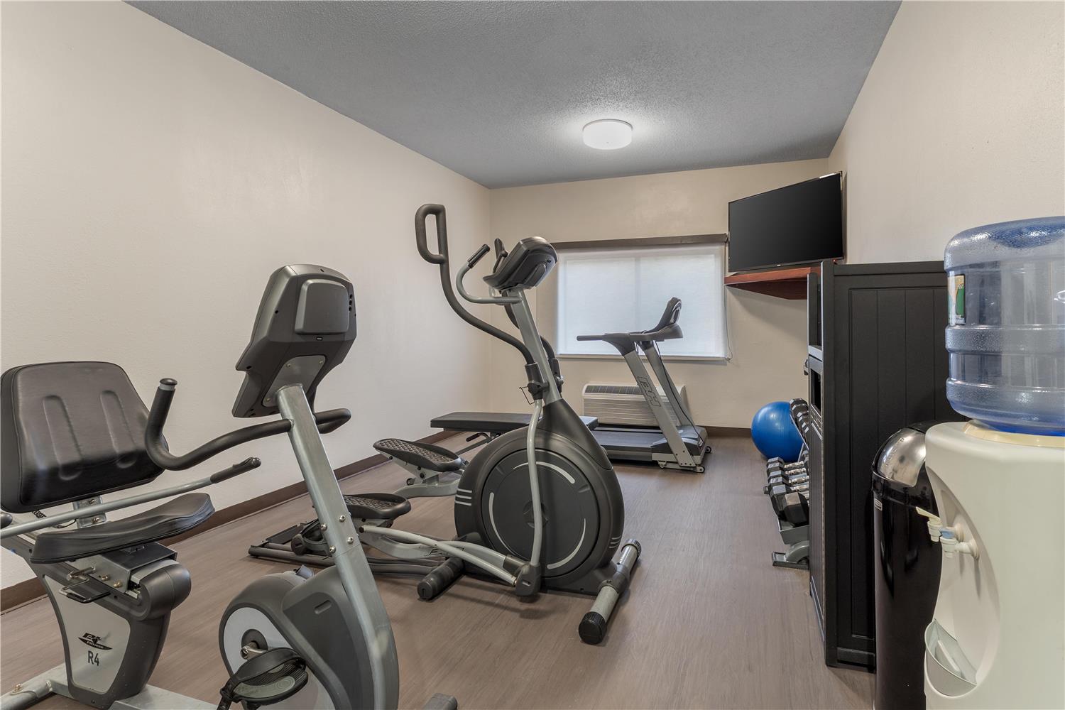 Best Western Plus Executive Inn 15/29