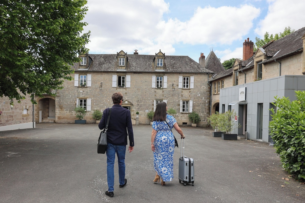 Chateau Lacan Hotel 39/50