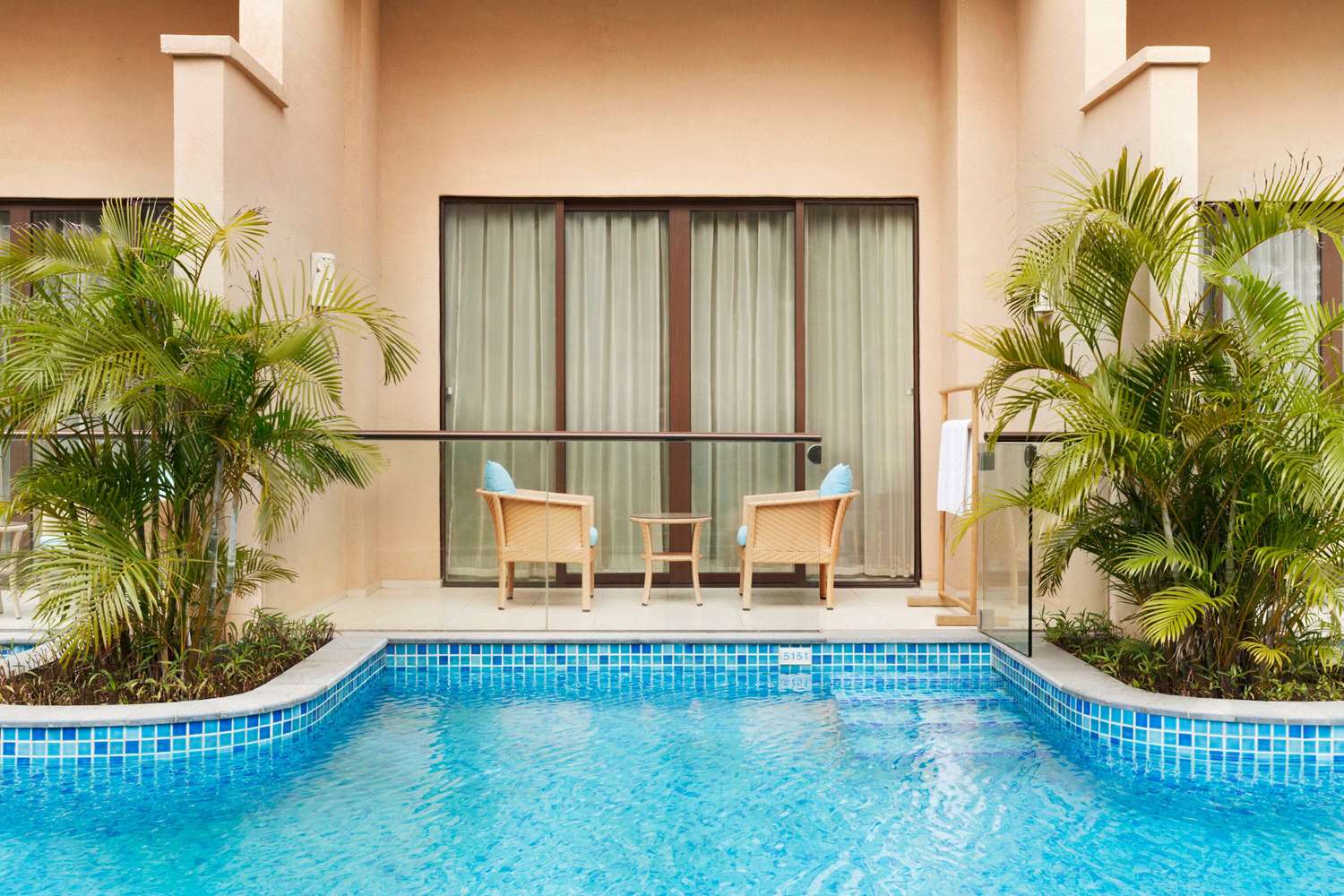 Wyndham Maoming 11/76