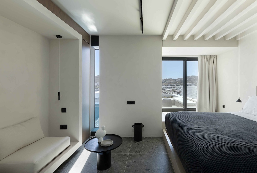SUPREME, SUITE, PANORAMIC SEA VIEW, PRIVATE POOL