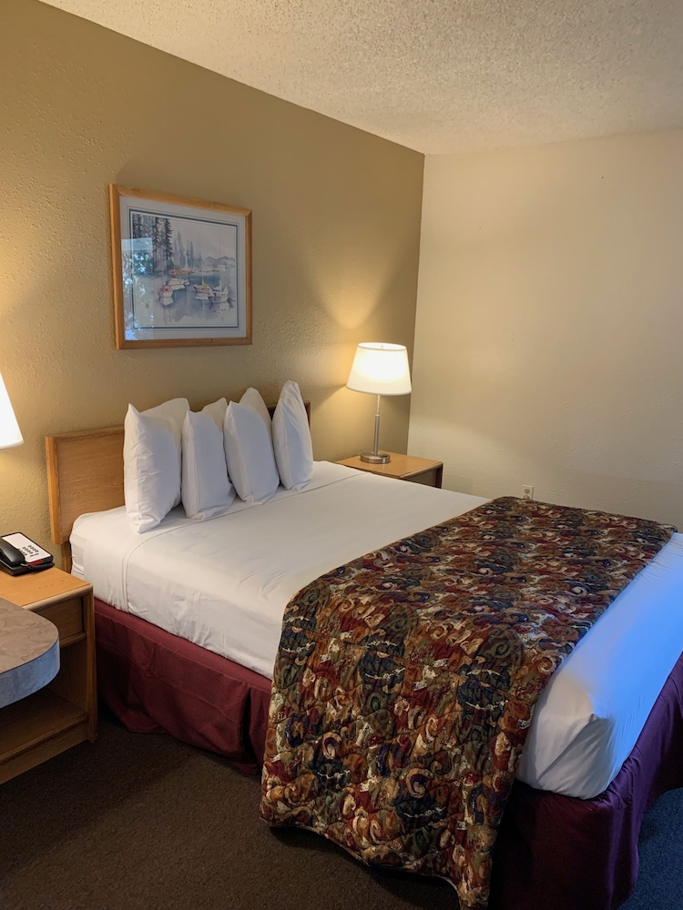 California Suites 27/55