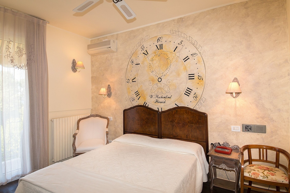 Hotel Serenella 13/73