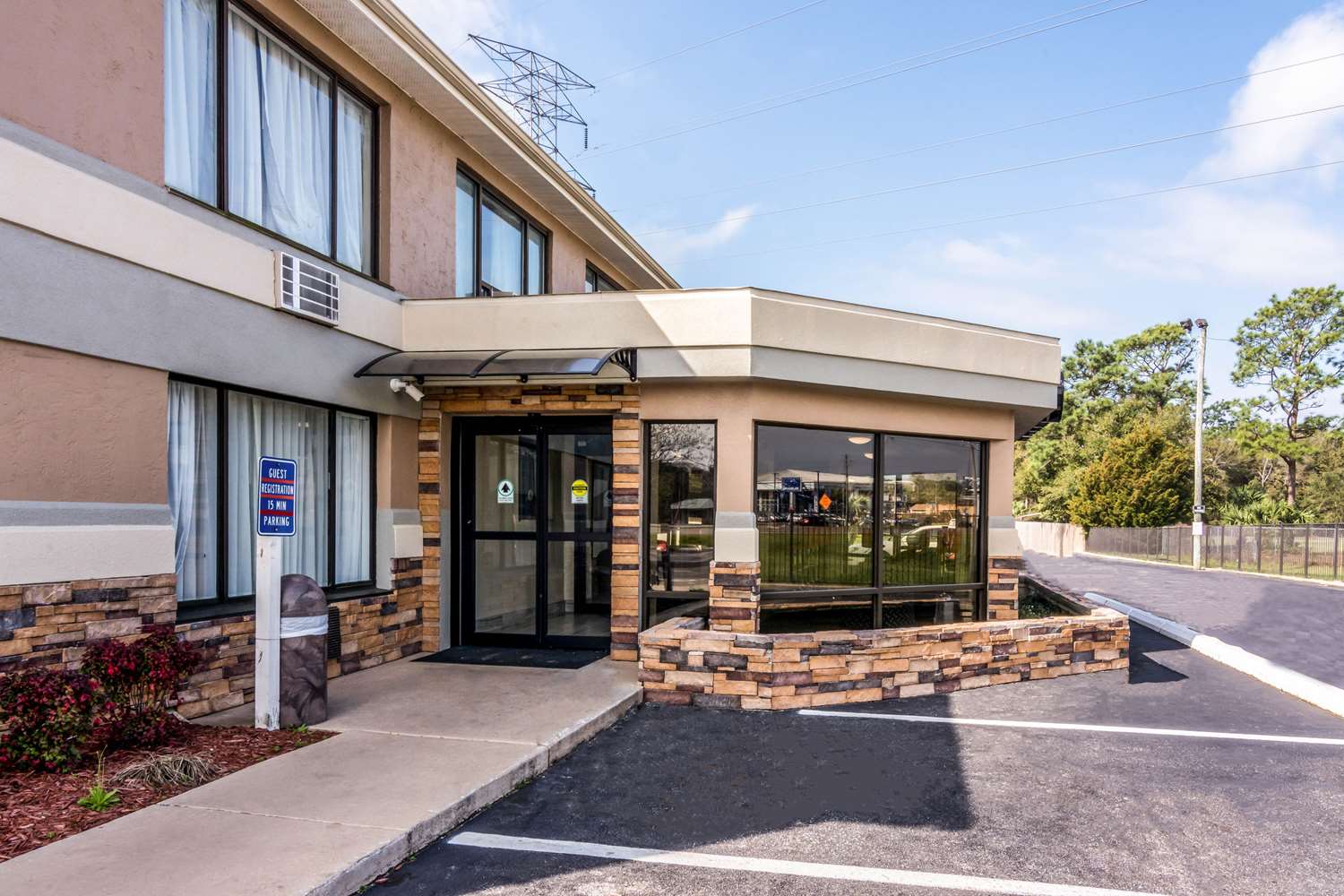 Quality Inn Pensacola, FL 36/36