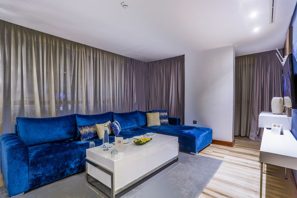 SBN Suite Hotel 14/31
