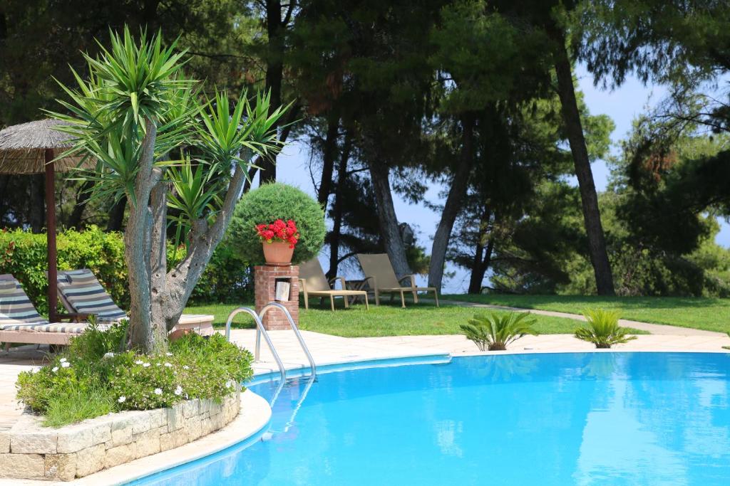 Country Inn Hotel 24/26