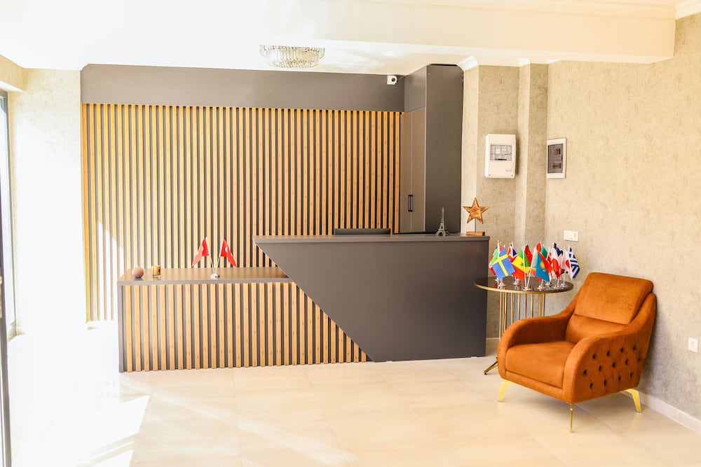Petra Hotel Tuzla 1/21