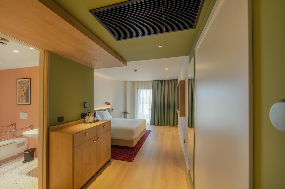 Hampton by Hilton Alicante Airport 41/42