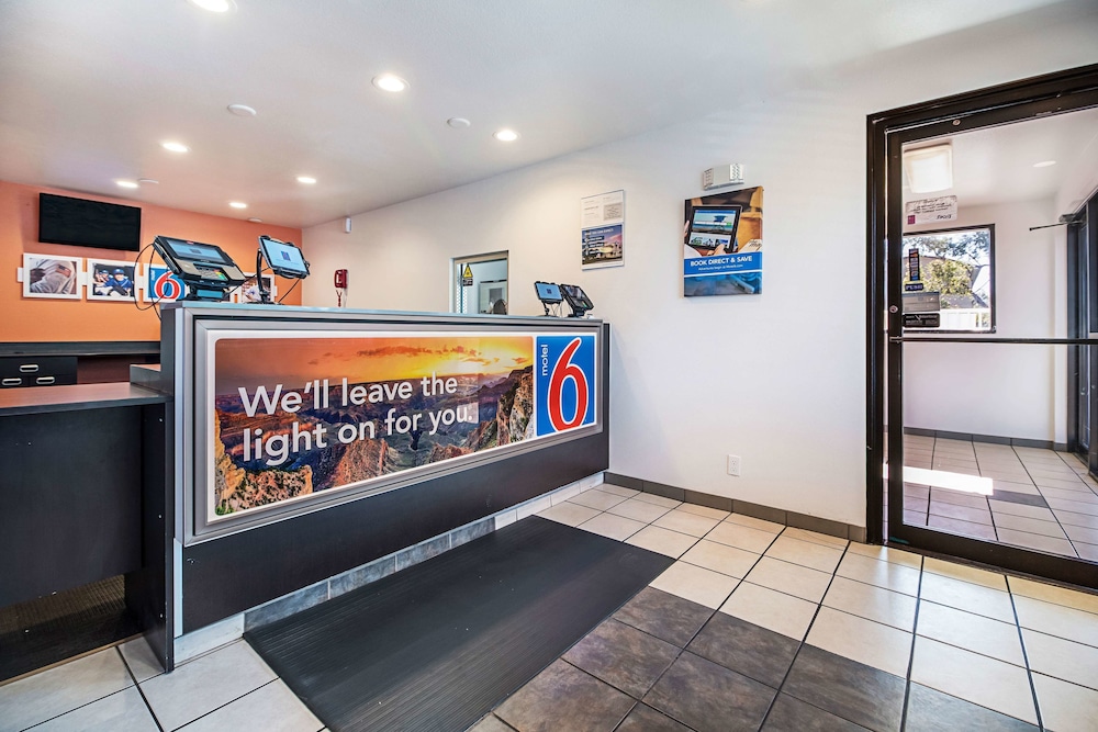 Motel6 Corpus Christi Northwest 8/44