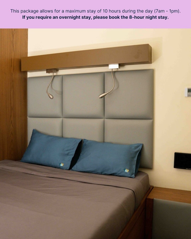 Sleep N Fly Sleep Lounge A Gates Terminal 3 Transit Only 43/50