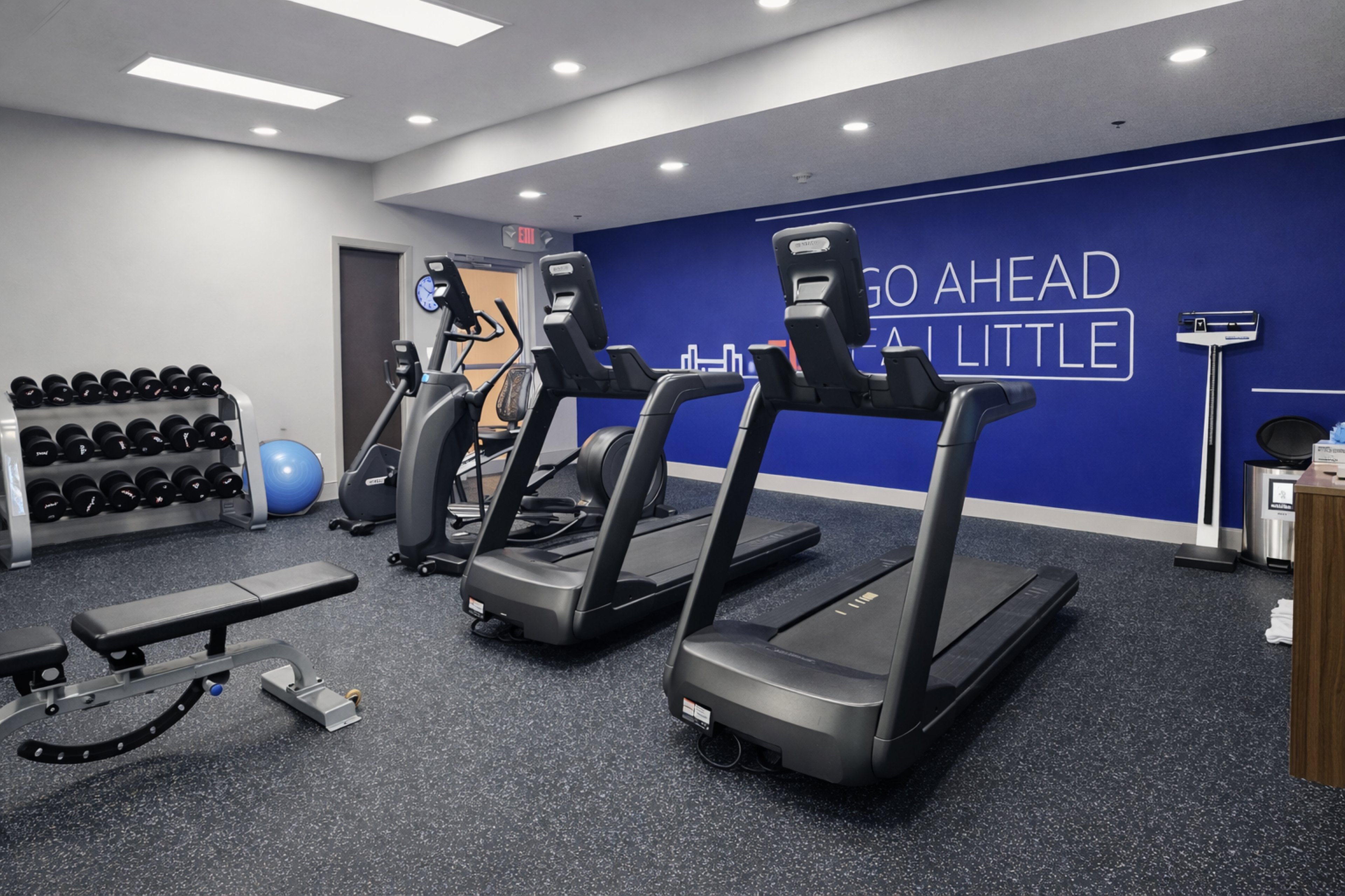 Holiday Inn Express & Suites Pierre-Fort Pierre 27/50