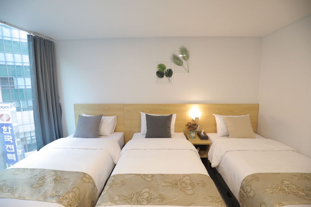 LINE HOTEL MYEONGDONG 20/56