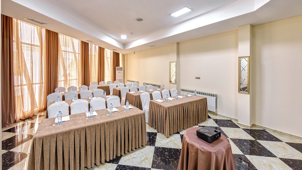Cron Palace kosher Tbilisi Hotel 47/50