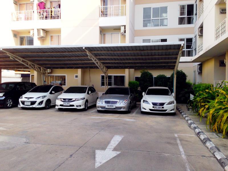 Baanbudsarin Apartment 20/27