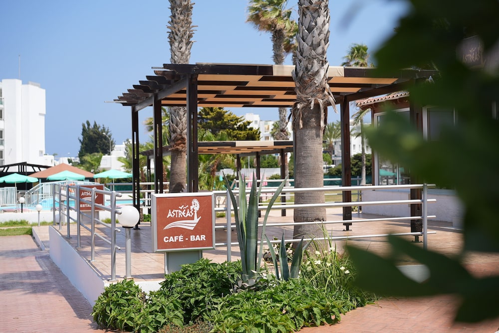 Astreas Beach Hotel 28/50