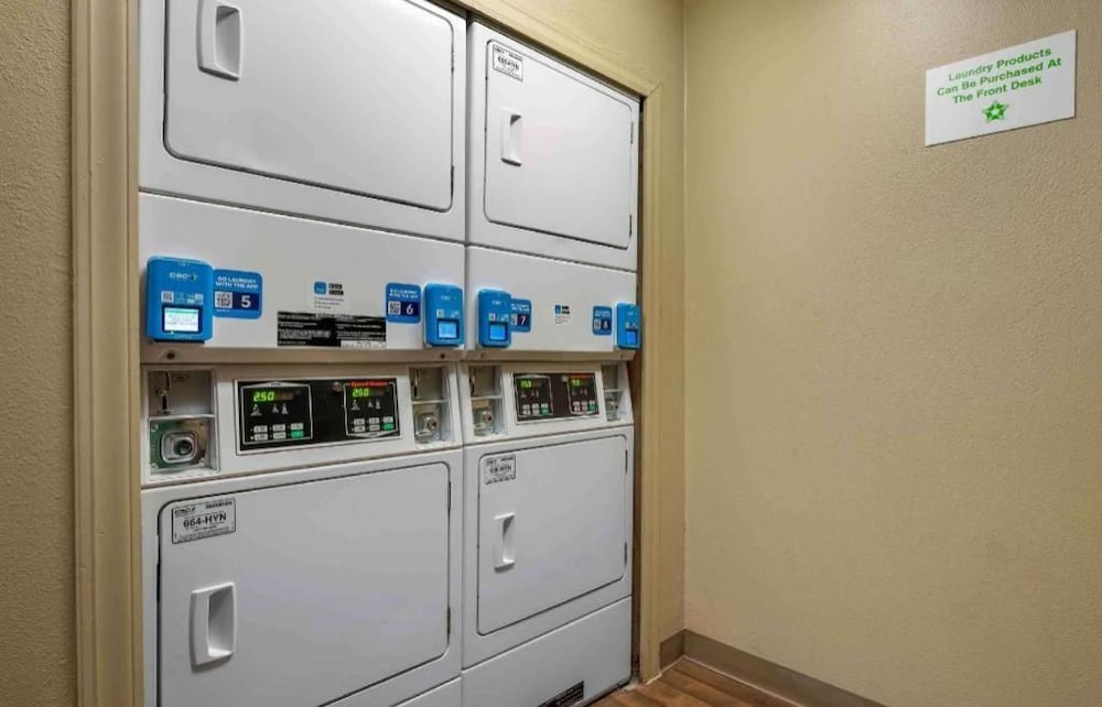 Studio 6 Corporate Extended Stay Indianapolis, IN - North Carmel 8/50
