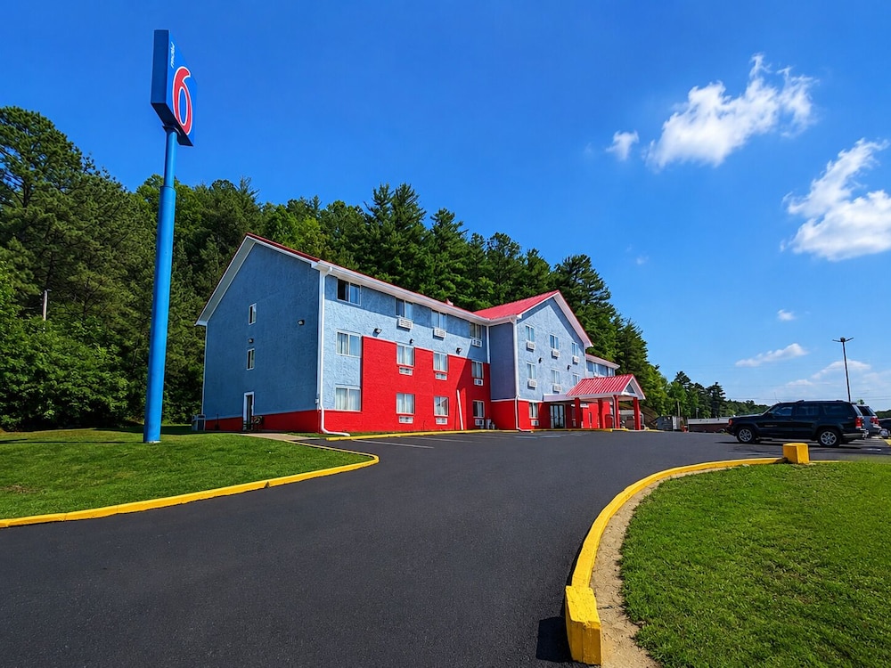Motel6 Morehead, KY 62/67