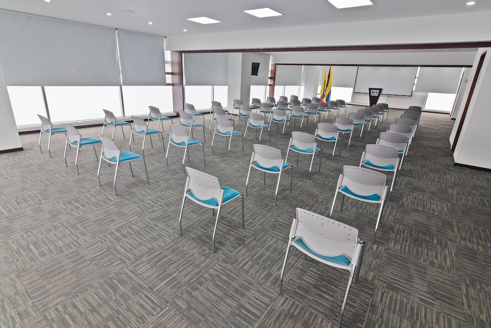 Sonesta Hotel Ibague 41/44