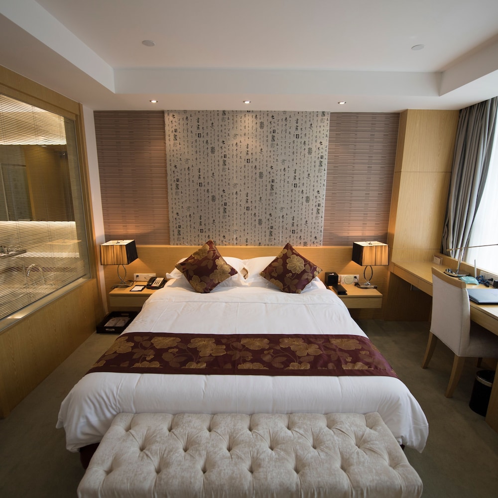 Suzhou Sun Plaza Hotel 8/31