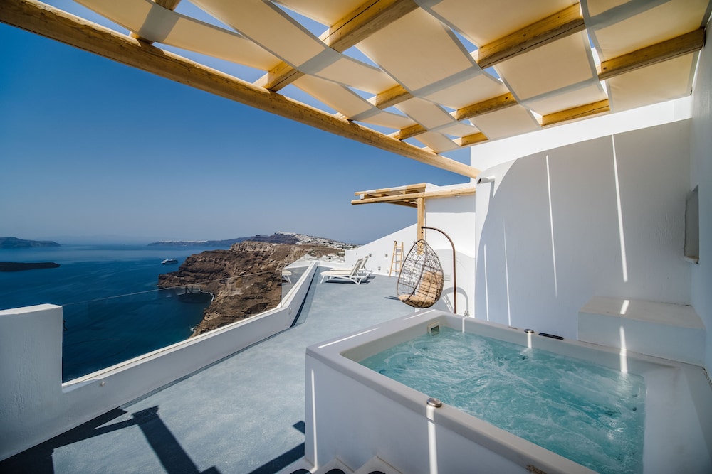 Symphony Suites Santorini 25/50