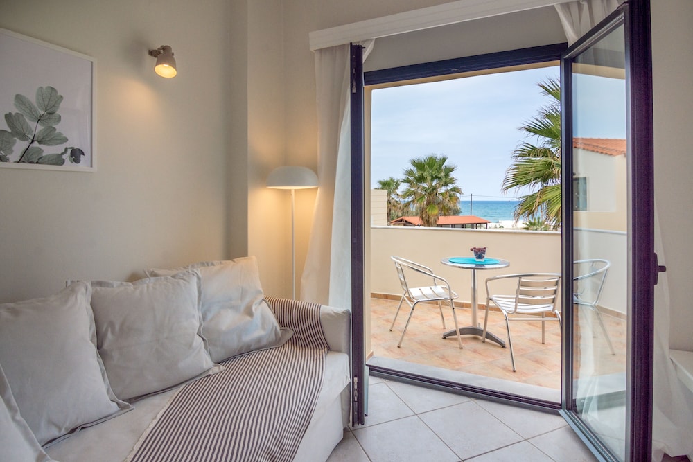 Gt Beach Hotel 27/49