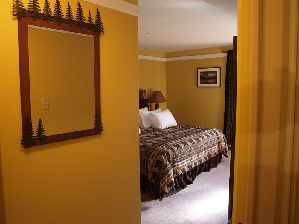 Astoria Hotel 40/50