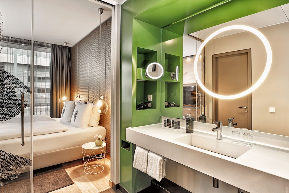 H4 Hotel Mönchengladbach Im Borussia-Park 47/50