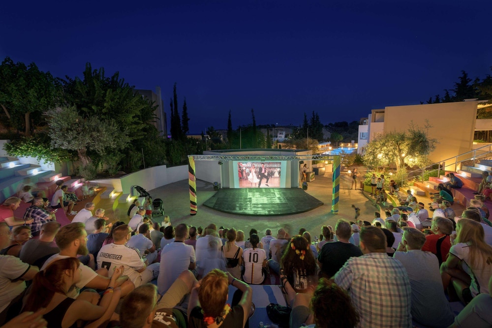 Porto Angeli Beach Resort 4/76