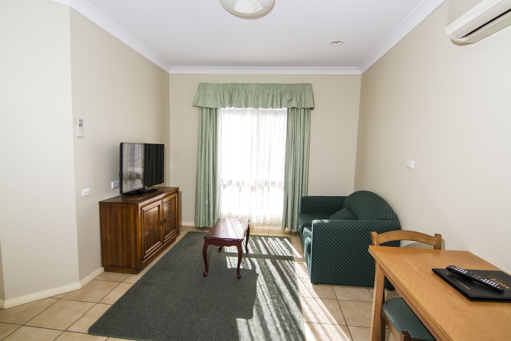 Green Gables Motel 17/29