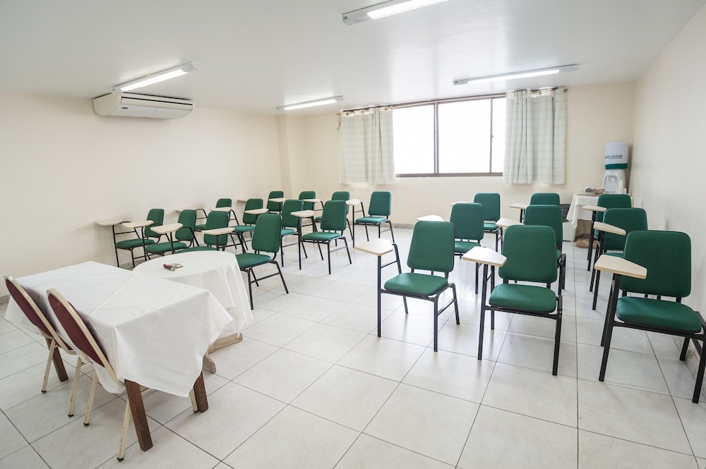 Hotel Golden Park Salvador By Nacional Inn 61/72