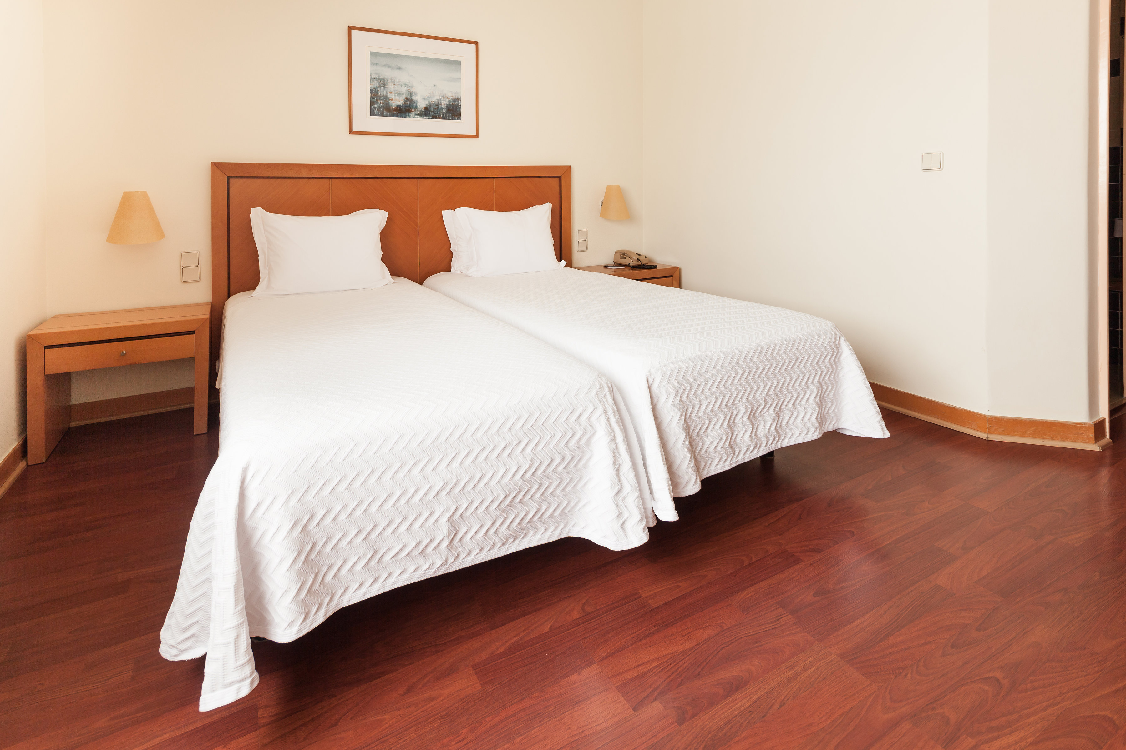 غرفة ثلاثية قياسية، Roma Hotel Lisbon 5/6
