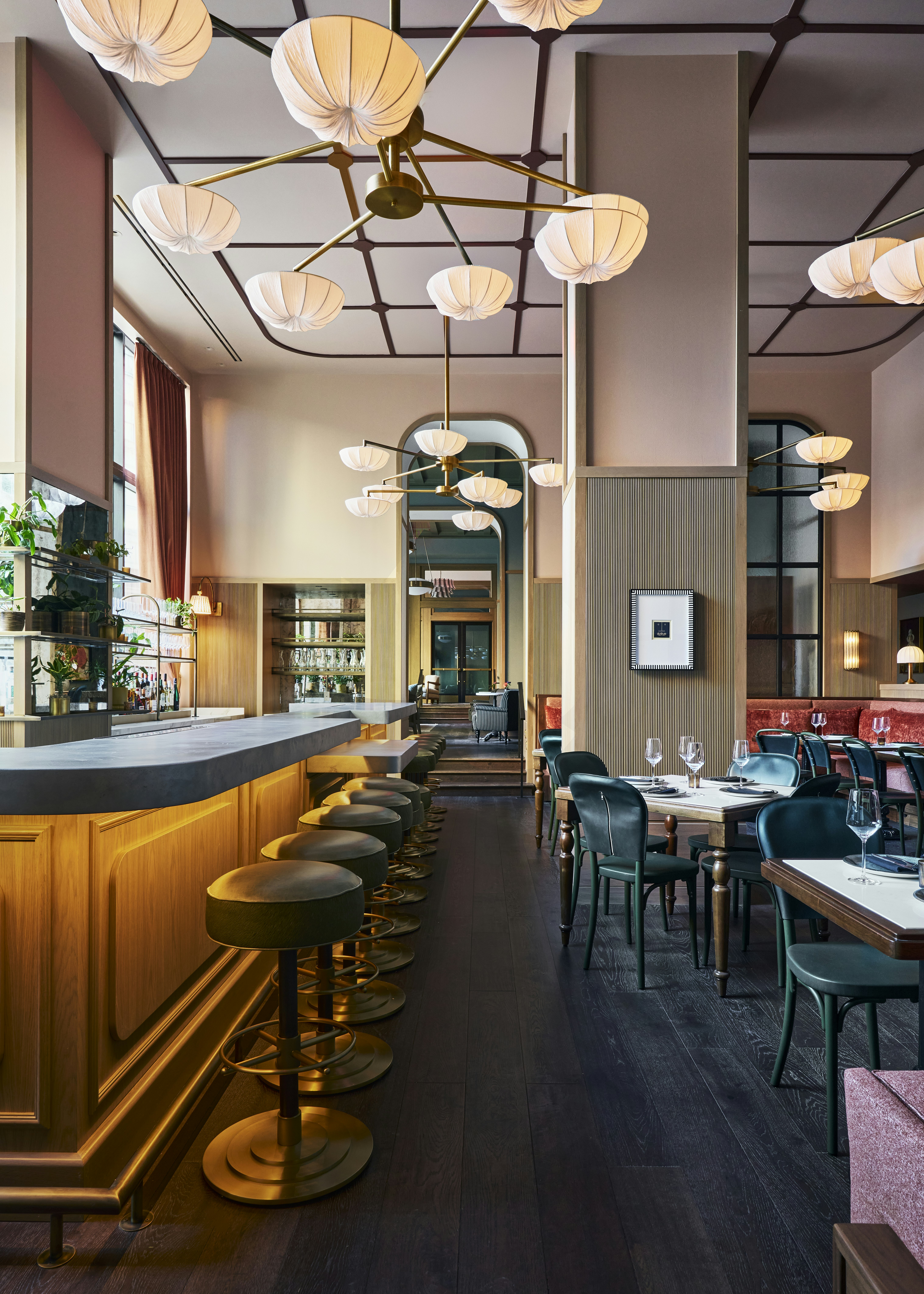 Fidelity Hotel 41/50