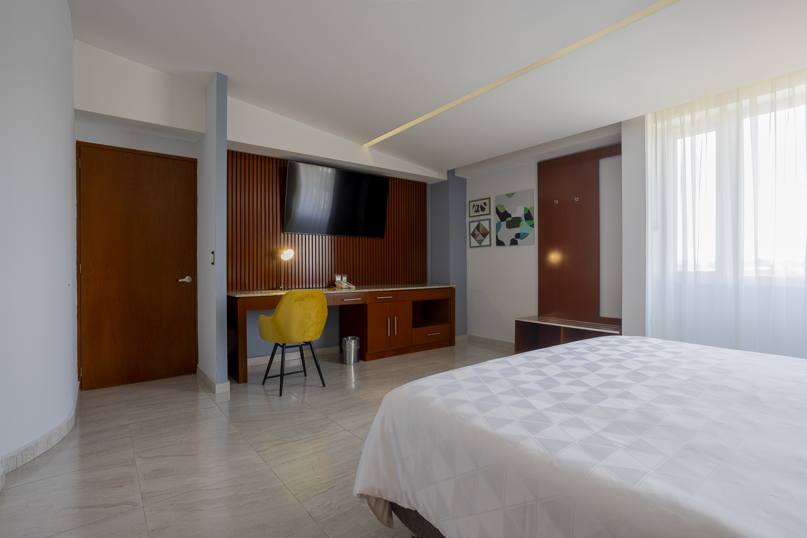 1 Bedroom, Master, Suite