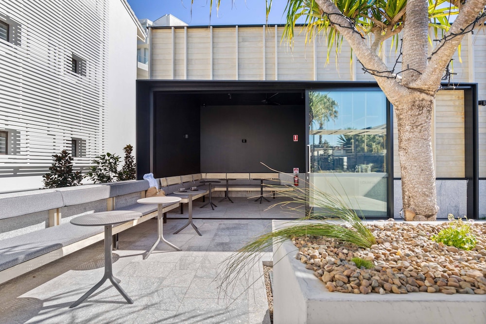 CULGOA POINT BEACH RESORT 40/72