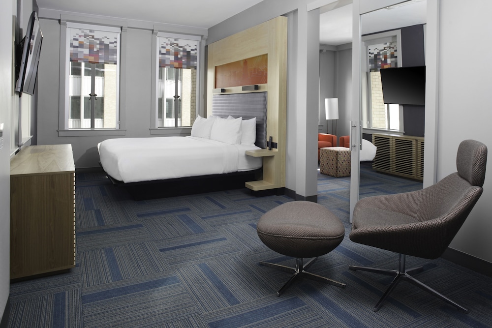 ALOFT EL PASO DOWNTOWN 16/29