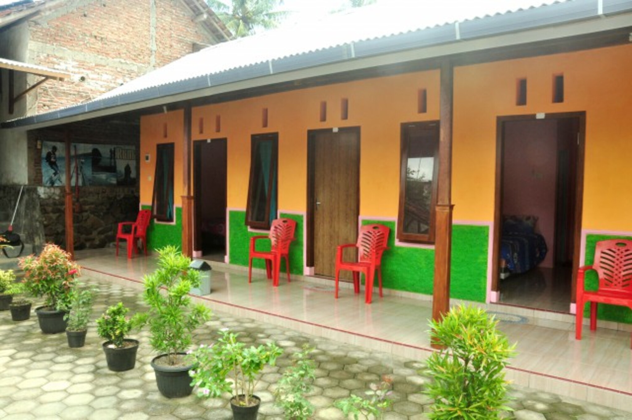 SPOT ON 1783 Ijen Traveller & Homestay 2/47