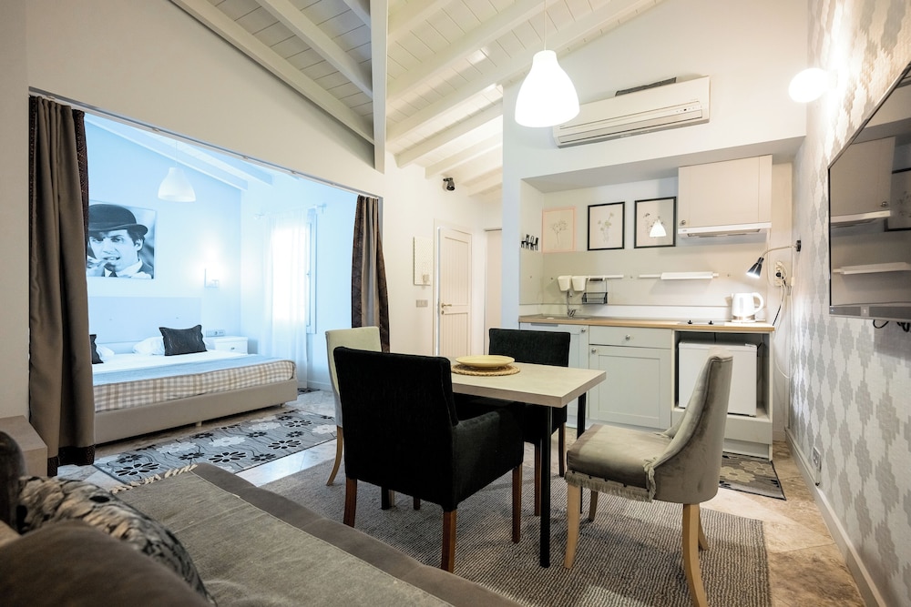 Delight Deluxe Hotel & Spa 41/66