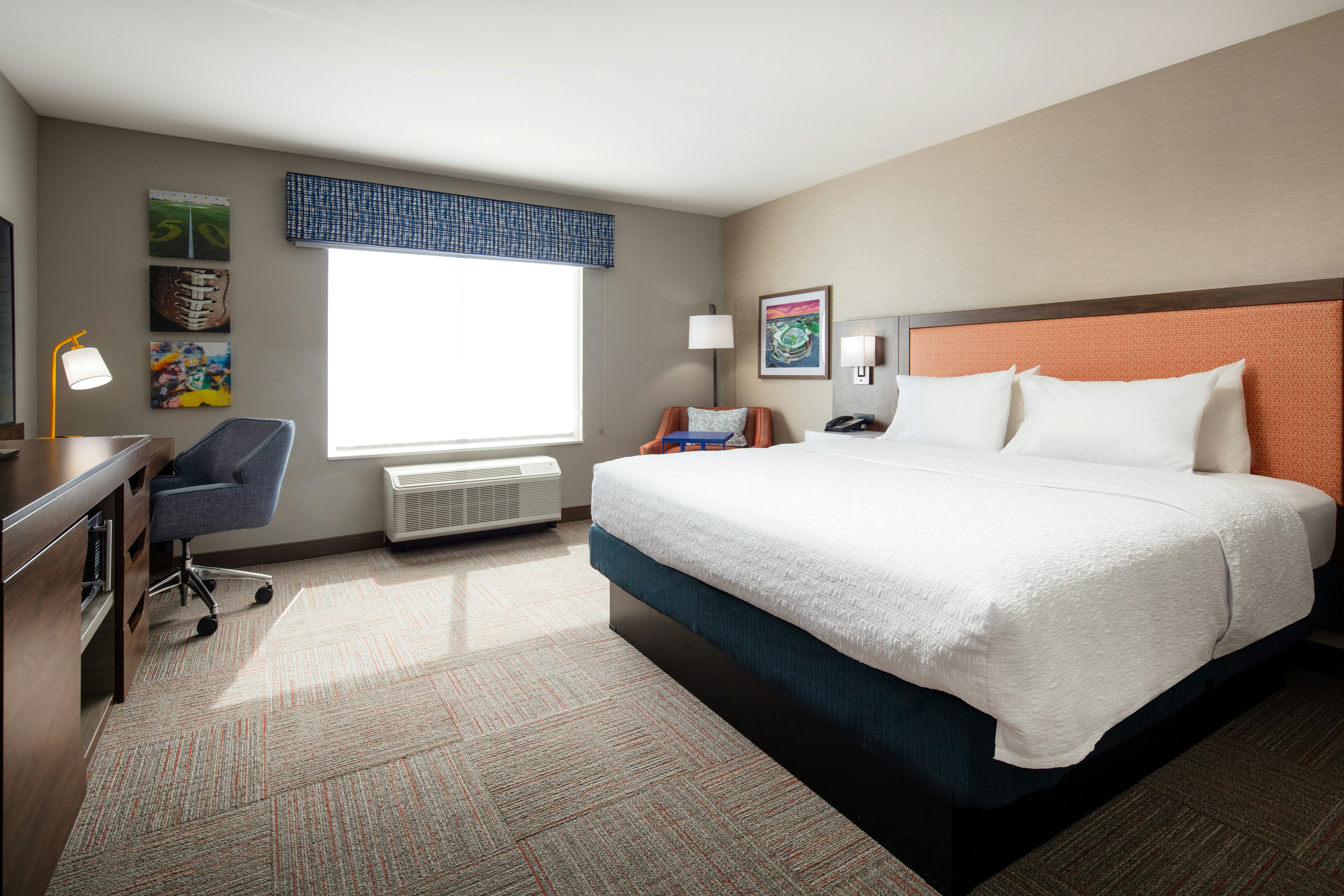 ROOM, KING BED, ACCESSIBLE