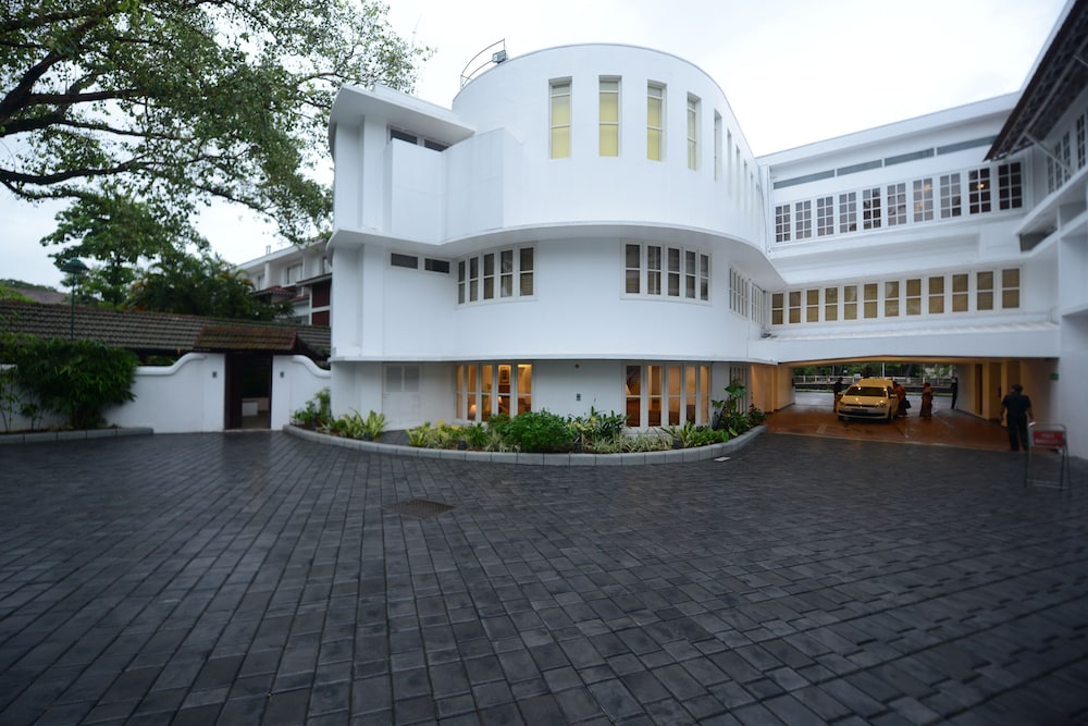 Casino Hotel 40/50